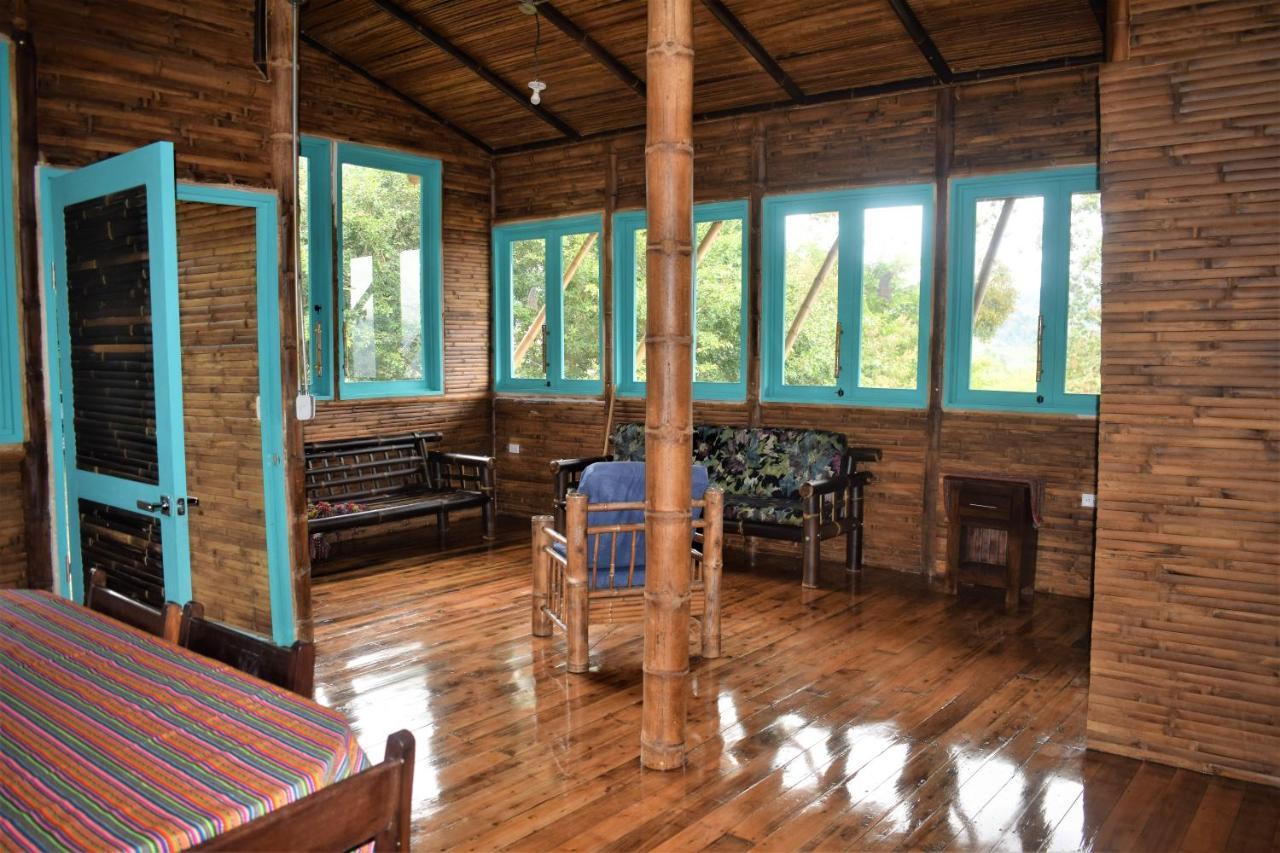 Casa De Bambu Villa ตูร์เรียลบา ภายนอก รูปภาพ